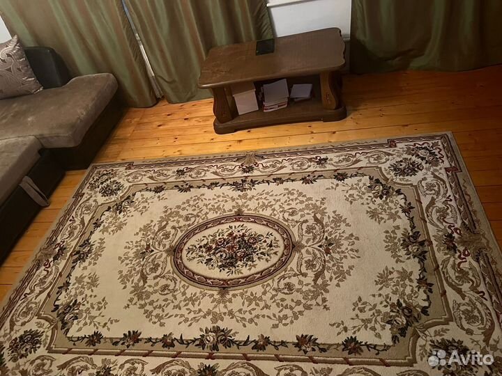 Ковер шерстяной