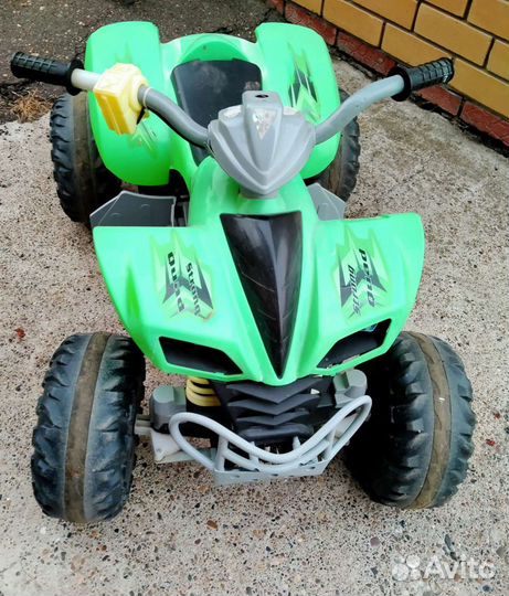 Детский квадроцикл на аккумуляторе