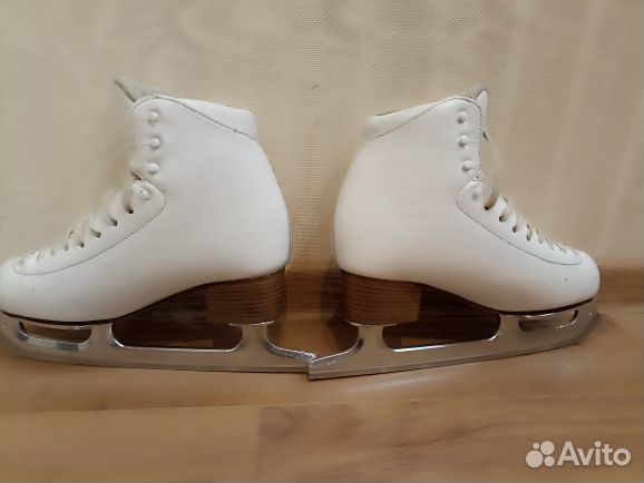 Коньки фигурные
