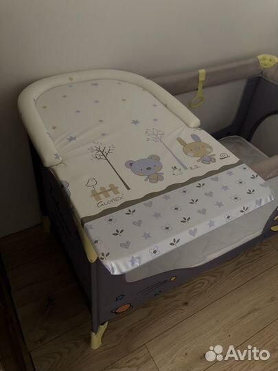 Манеж кровать babyton с матрасам пеленальная доска