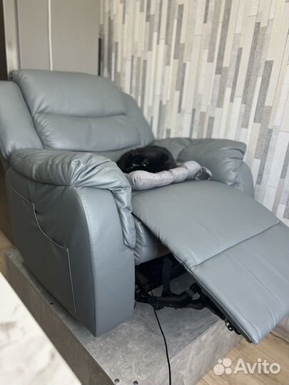 Кресло реклайнер бу