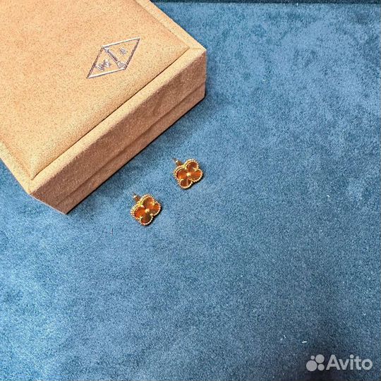 Комплект Van Cleef золотой