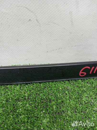 Молдинг лобового стекла правый Bmw 5 E61 N52B30AF