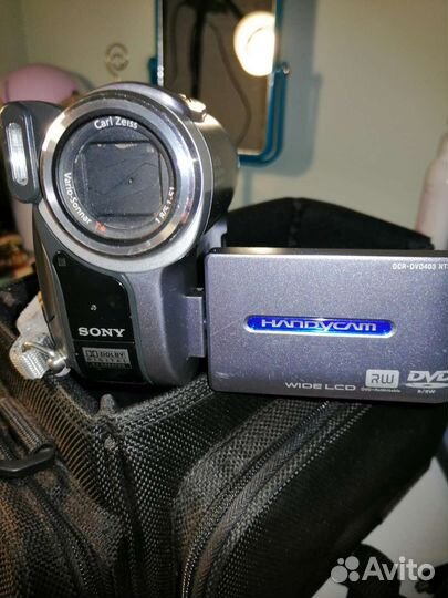 Видеокамера Sony DVD403