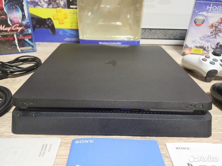 Sony Ps4 Slim 1 тб, 2 геймпада, 50 игр