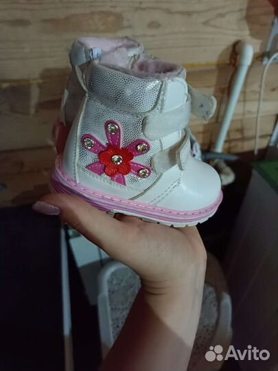Ботинки для девочки