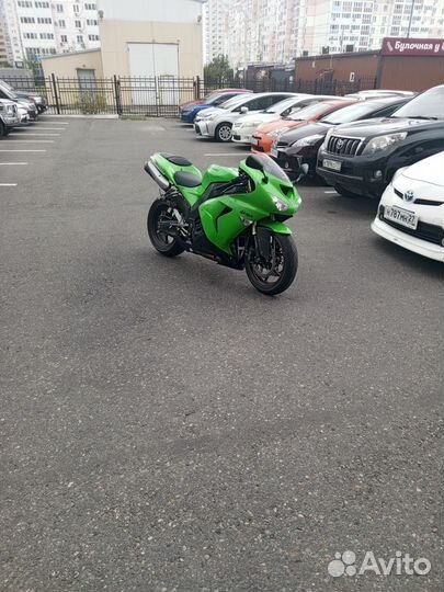 Продам пластик Kawasaki ninja zx10r 2006-2007