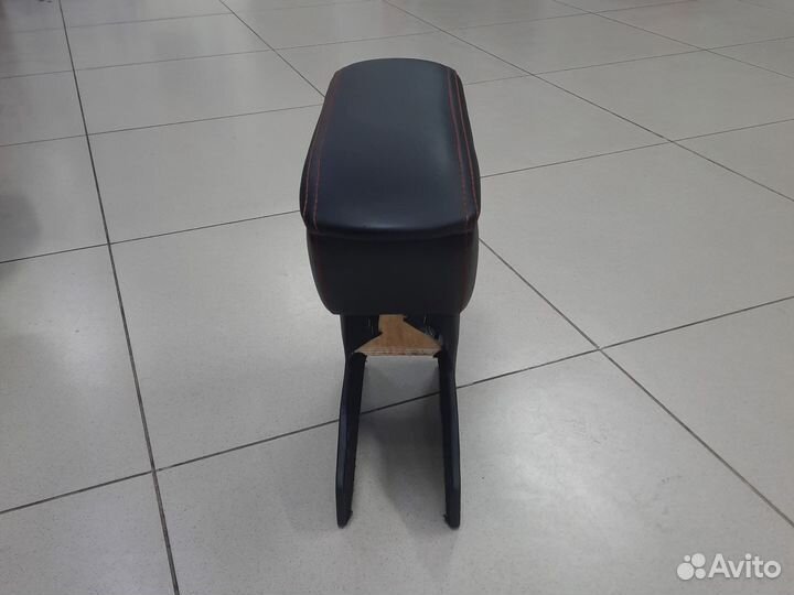 Подлокотник renault kaptur бу