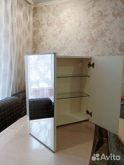 Шкаф распашной с полками бу