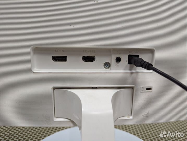 Монитор Самсунг 32