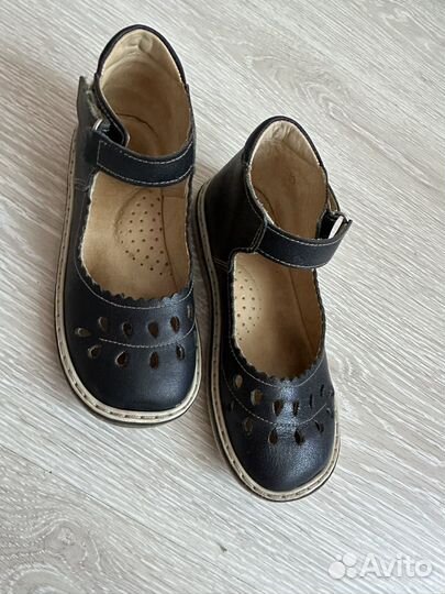 Обувь для девочки (28р 17,5 см)