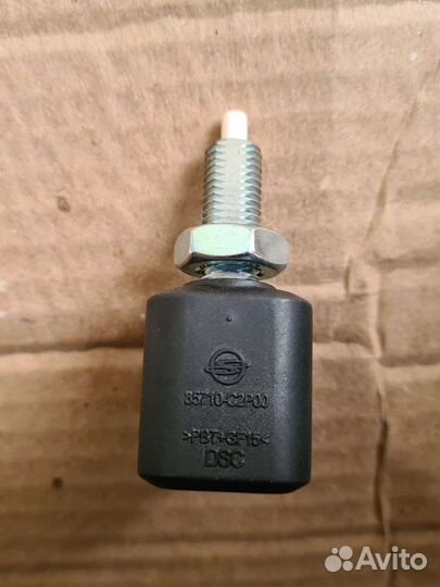 Датчик стоп сигнала на Ssang Yong