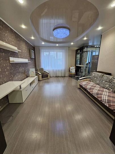 3-к. квартира, 102 м², 2/6 эт.