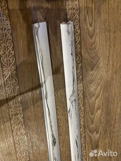 Продам молдинг на Toyota premio