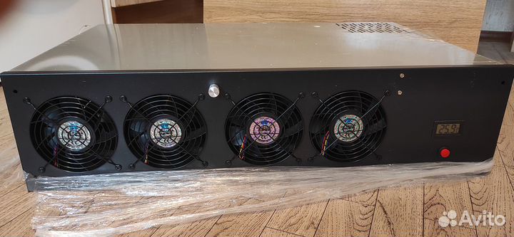 Корпус / Риг для 8 видеокарт