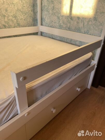 Кровать детская домик