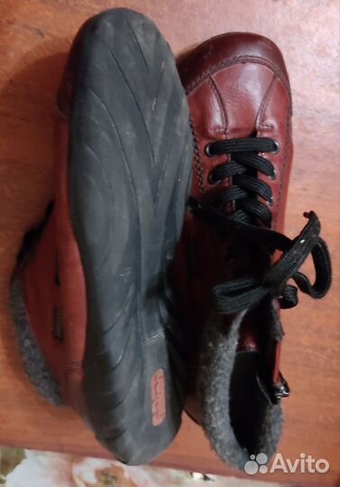 Кроссовки, ботинки, сапоги 39(25 см.)