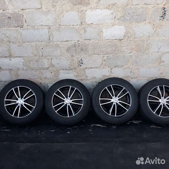 Колеса зимние на VAG 215/60 R16