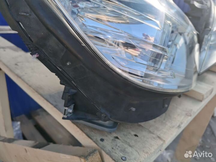 Фары ксенон mercedes w204 комплектные в идеале