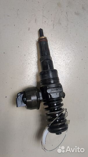 Форсунка топливная Skoda SuperB, 2003