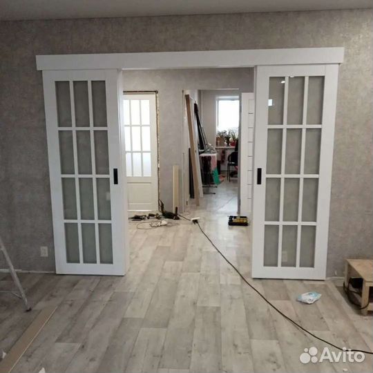 Установка межкомнатных дверей и декоративных реек