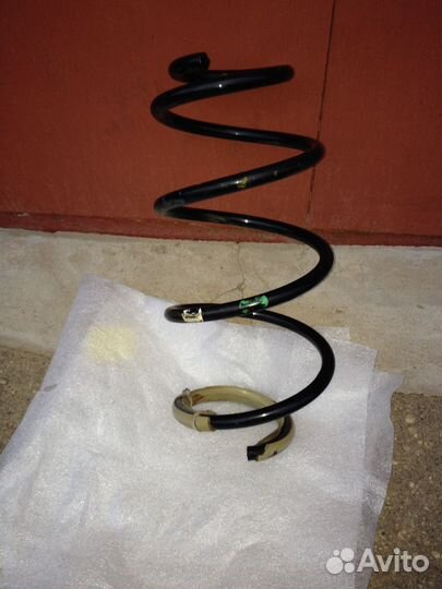 Пружина передней подвески Peugeot parner