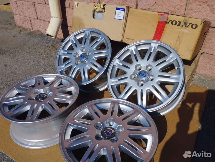 Диски литые R16 на Volvo