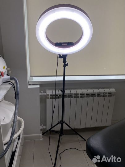 Кольцевая лампа