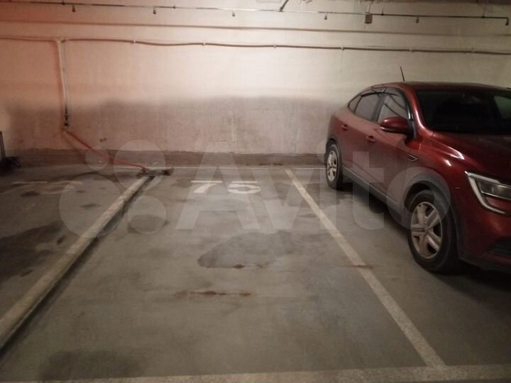 Машиноместо, 15 м²