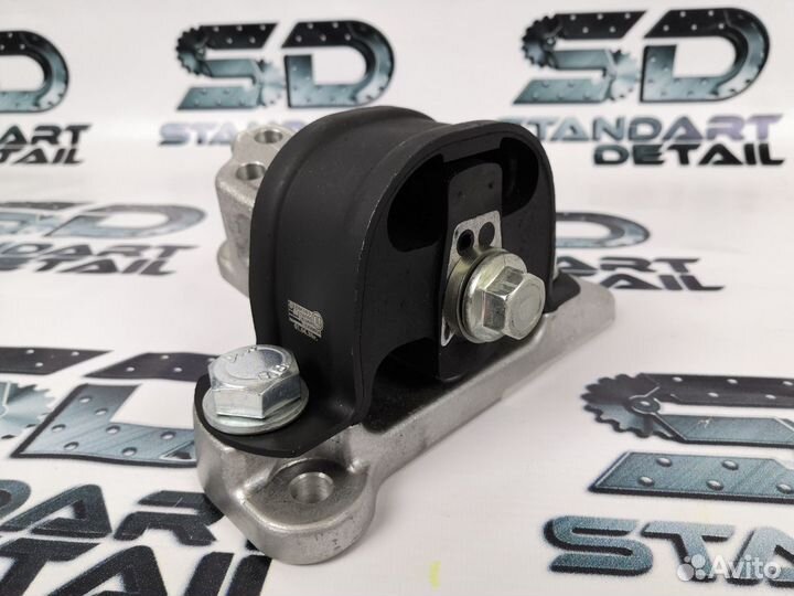 Опора двигателя Веста усиленная правая