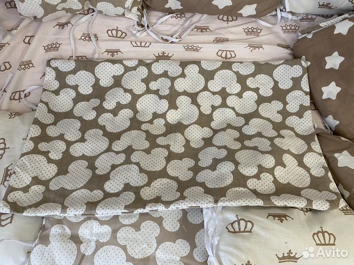 Бортики для кроватки + одеяло, подушка