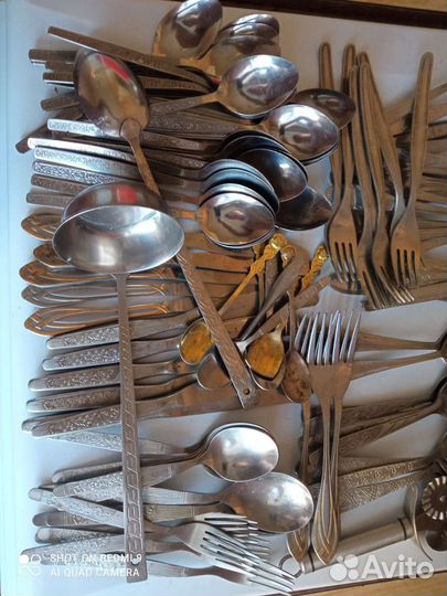 Столовые приборы 150 шт. одним лотом