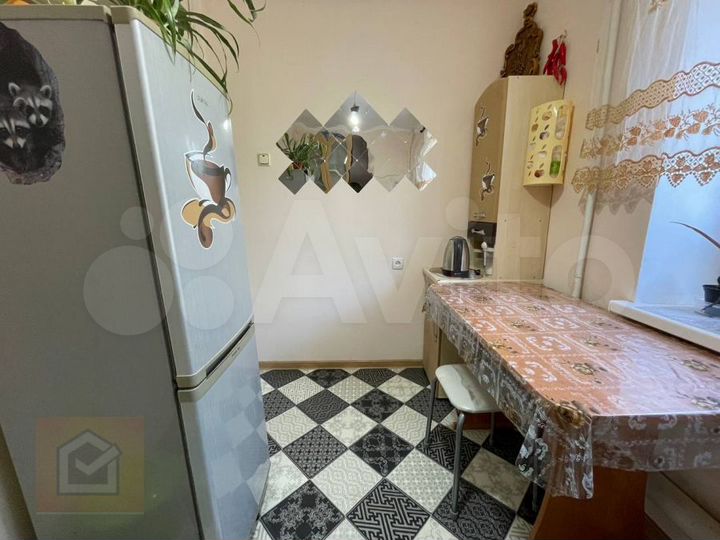 2-к. квартира, 40 м², 2/3 эт.