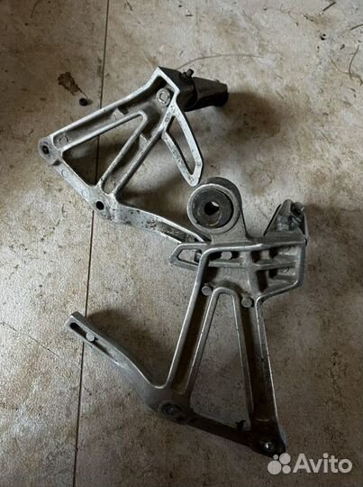 Yamaha fz400 fz600 задние лапки пассажира