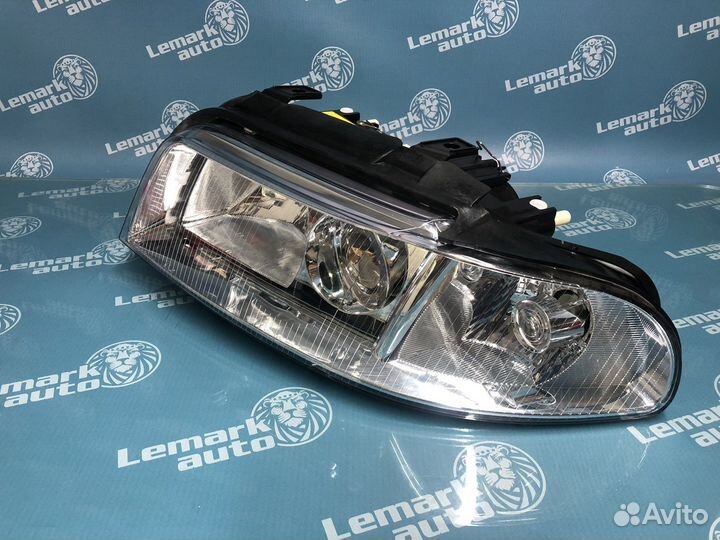 Фара левая audi A4 B5 (1999-2000)