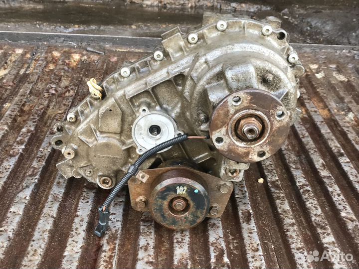 Раздаточная коробка Ssang Yong Rexton 1