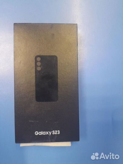 Samsung Galaxy S23, 8/256 ГБ