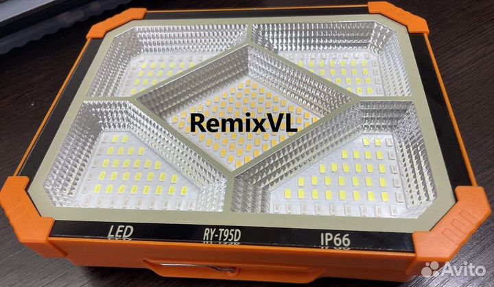 Видео Сонечная батарея прожектор фонарь RY-T95d