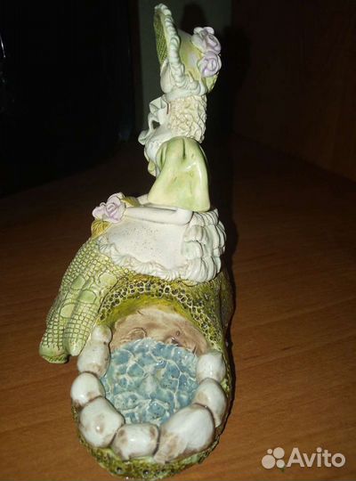 Фигурка из глины