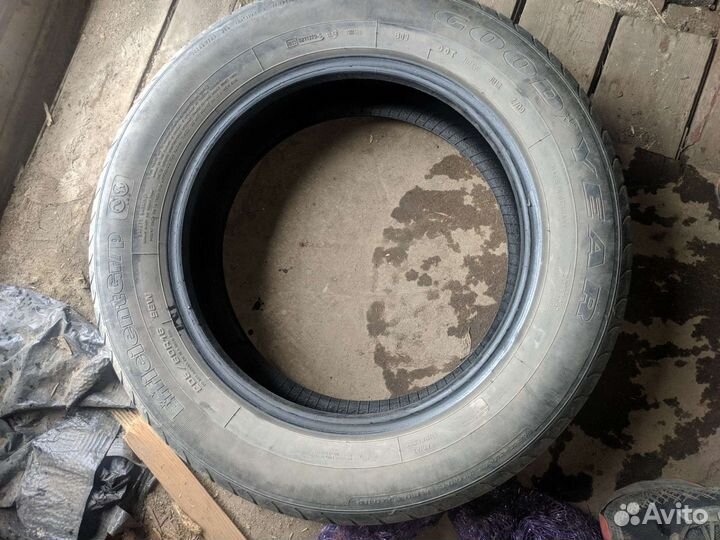 Goodyear EfficientGrip 205/60 R16