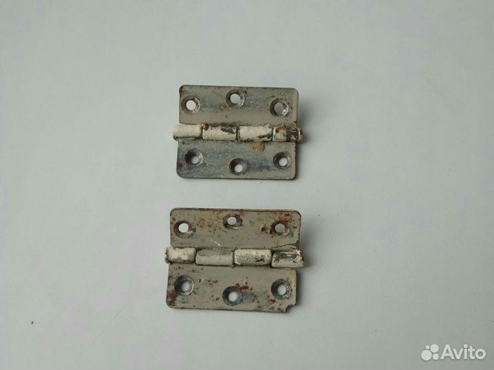 Петли для дверей
