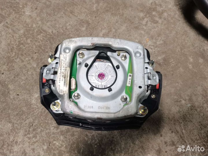 Подушка безопасности водителя audi a6 c5