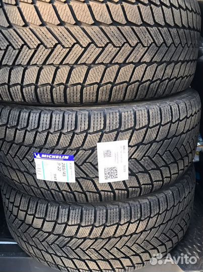 Michelin X-Ice Snow SUV 285/45 R22 114T