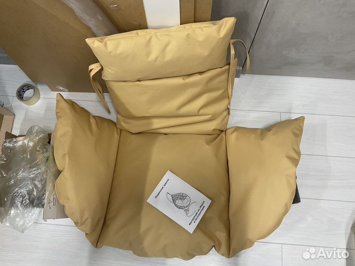 Подушка для садового кресла новая