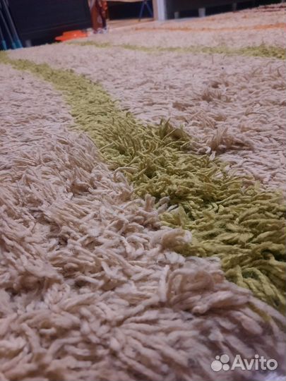 Ковер с длинным ворсом