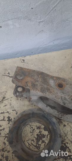 Рычаг задний нижний левый/правый Pajero 4