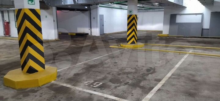 Машиноместо, 18 м²