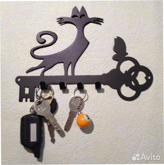 Ключница из металла