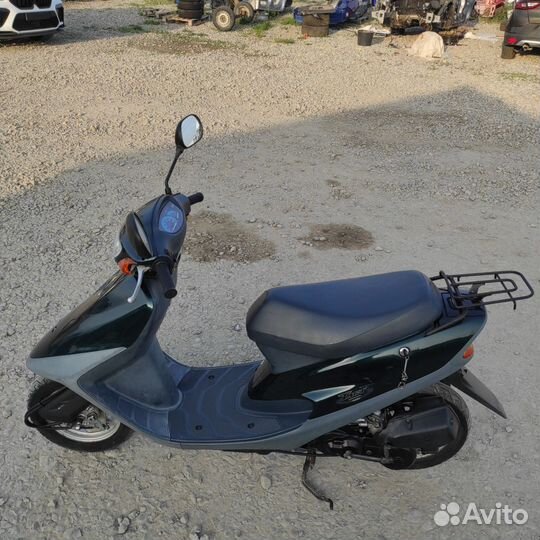 Мопед скутер Хонда Такт AF-30 с контейнера