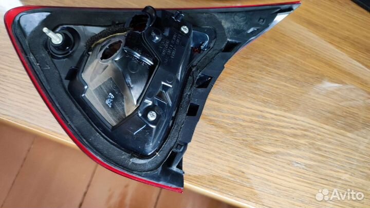 Фонарь задний левый внутренний Mazda CX5